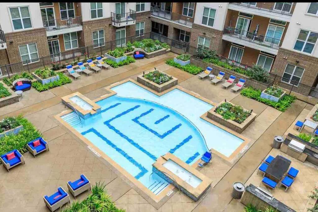 Апартаменты Htown Downtown Oasis Хьюстон Экстерьер фото